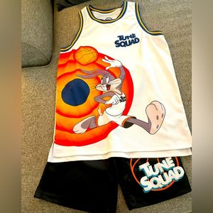 Tune Squad Bugs Bunny kids Jersey and‎ shorts